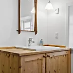 2 Bedroom Amazing In Дом отдыха