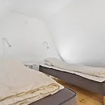 Дом отдыха 2 Bedroom Amazing In *