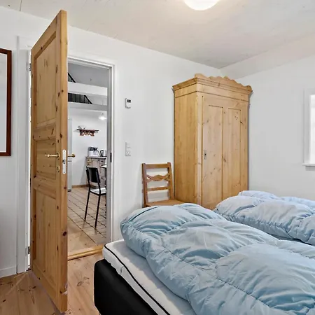 2 Bedroom Amazing In Casa de Férias *