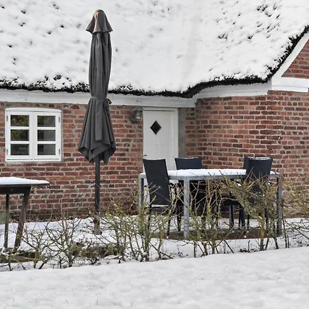 Holiday home Awesome In With Indoor Swimming Pool